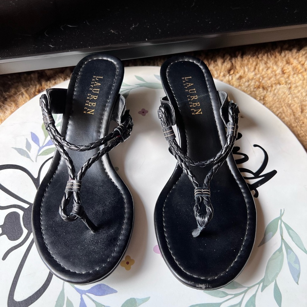 Woman’s Ralph Lauren Black Leather Upper Wedge Sandals Size 7.